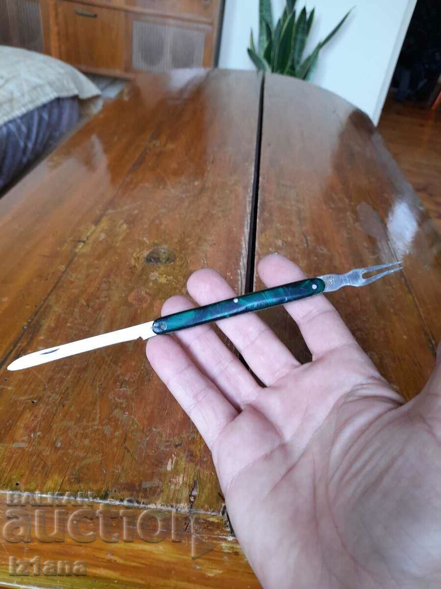 Delivery of Old pocket knife, blade, blade