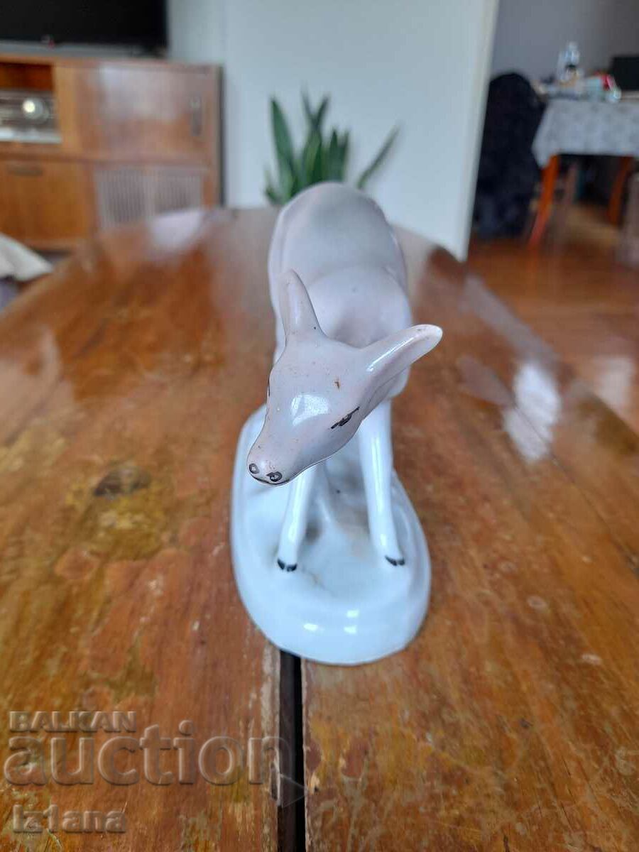 Delivery of Old porcelain figure, doe Delivery of Old porcelain figure, doe