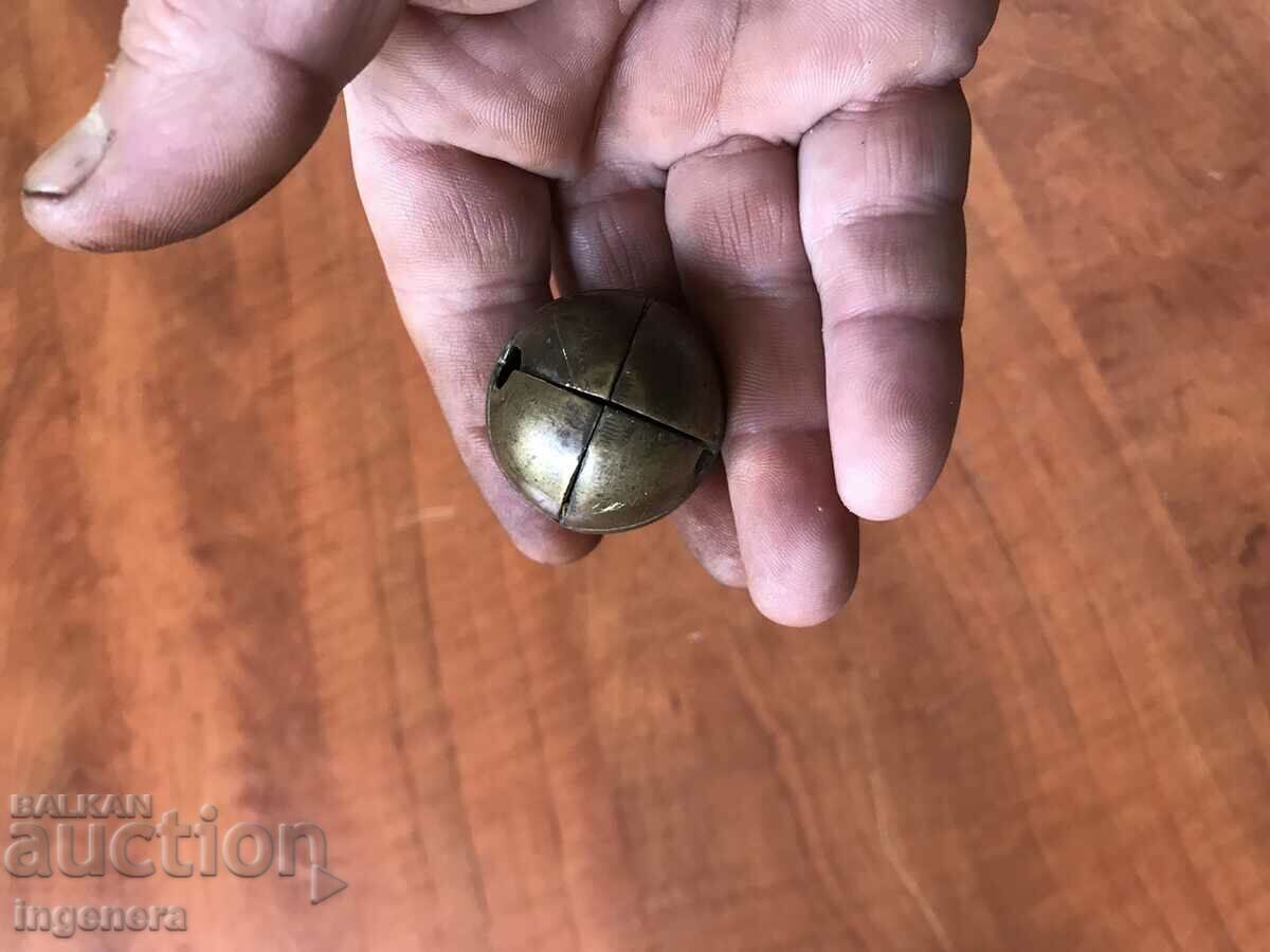 CHAN BELL WALNUT ANTIQUE HORSESHOE - 5 CHAN BELL WALNUT ANTIQUE HORSESHOE - 5