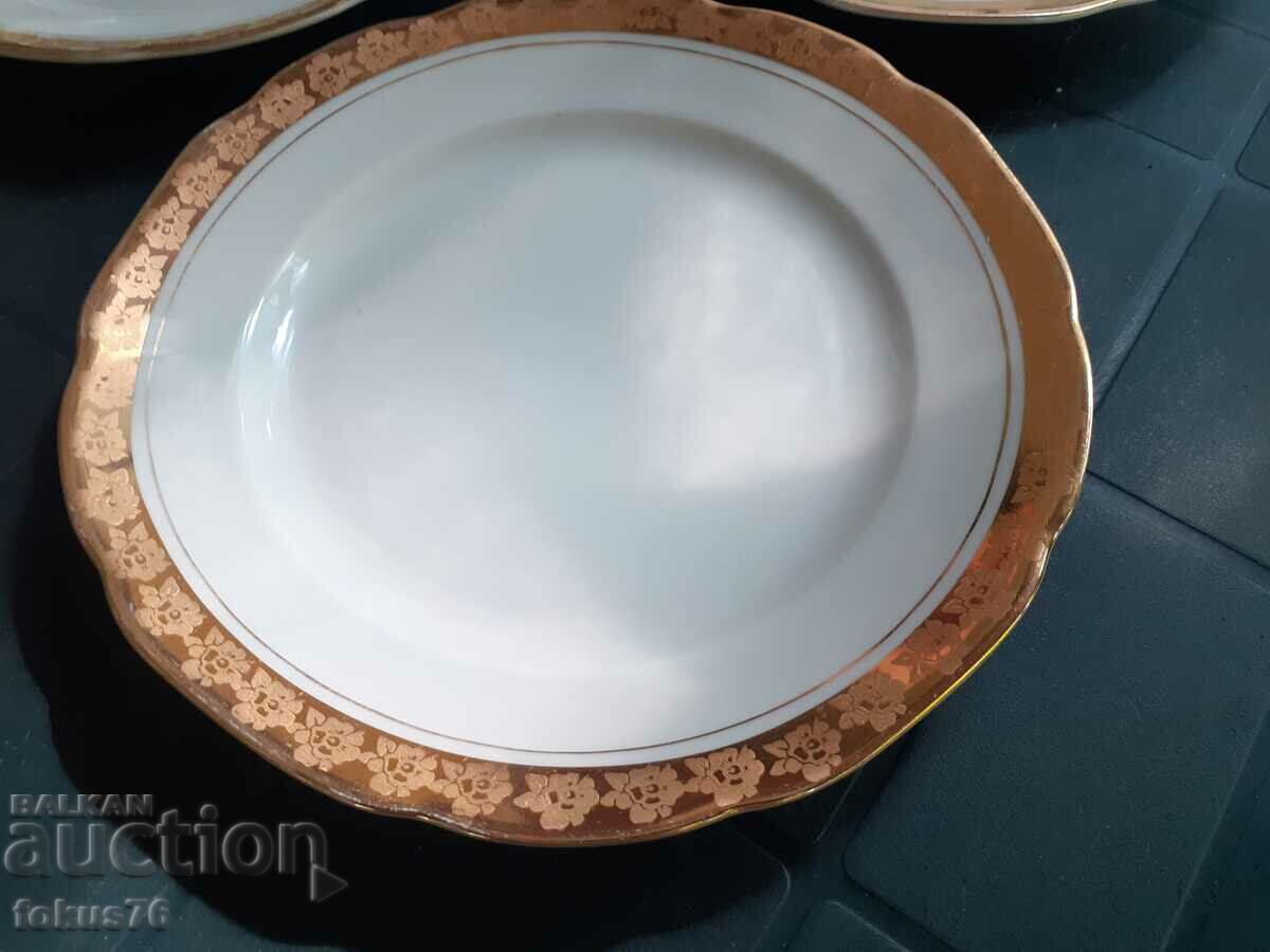 Bulgarian porcelain Kitka Novi Pazar small plates 6 pcs gilded with price 90.00 BGN | € 46.02 Bulgarian porcelain Kitka Novi Pazar small plates 6 pcs gilded with price 90.00 BGN | € 46.02