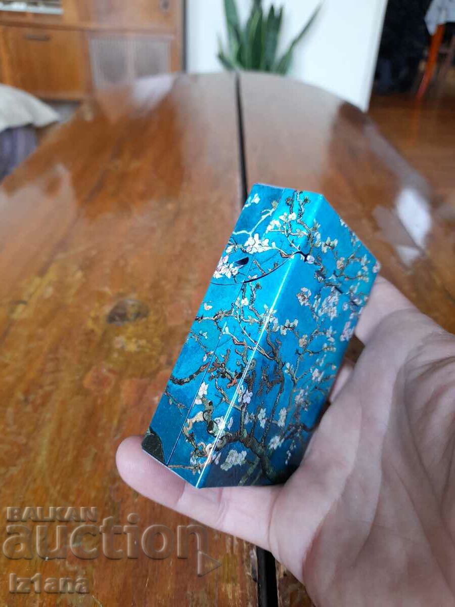 Auction Old cigarette case Auction Old cigarette case