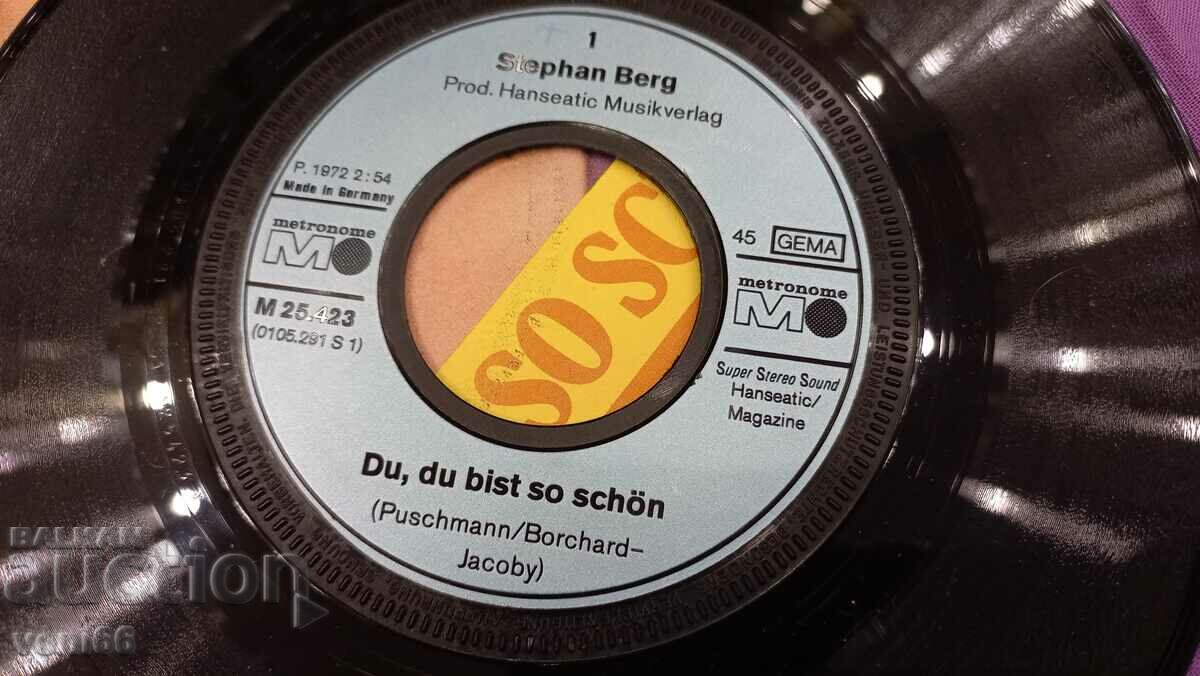 Auction Gramophone record small format Stephan Berg Auction Gramophone record small format Stephan Berg