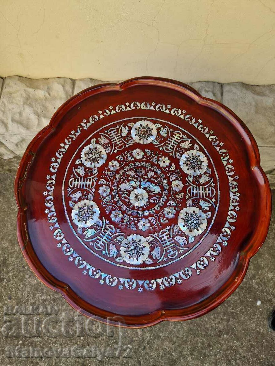 Auction Antique Korean mother-of-pearl inlaid side table Auction Antique Korean mother-of-pearl inlaid side table