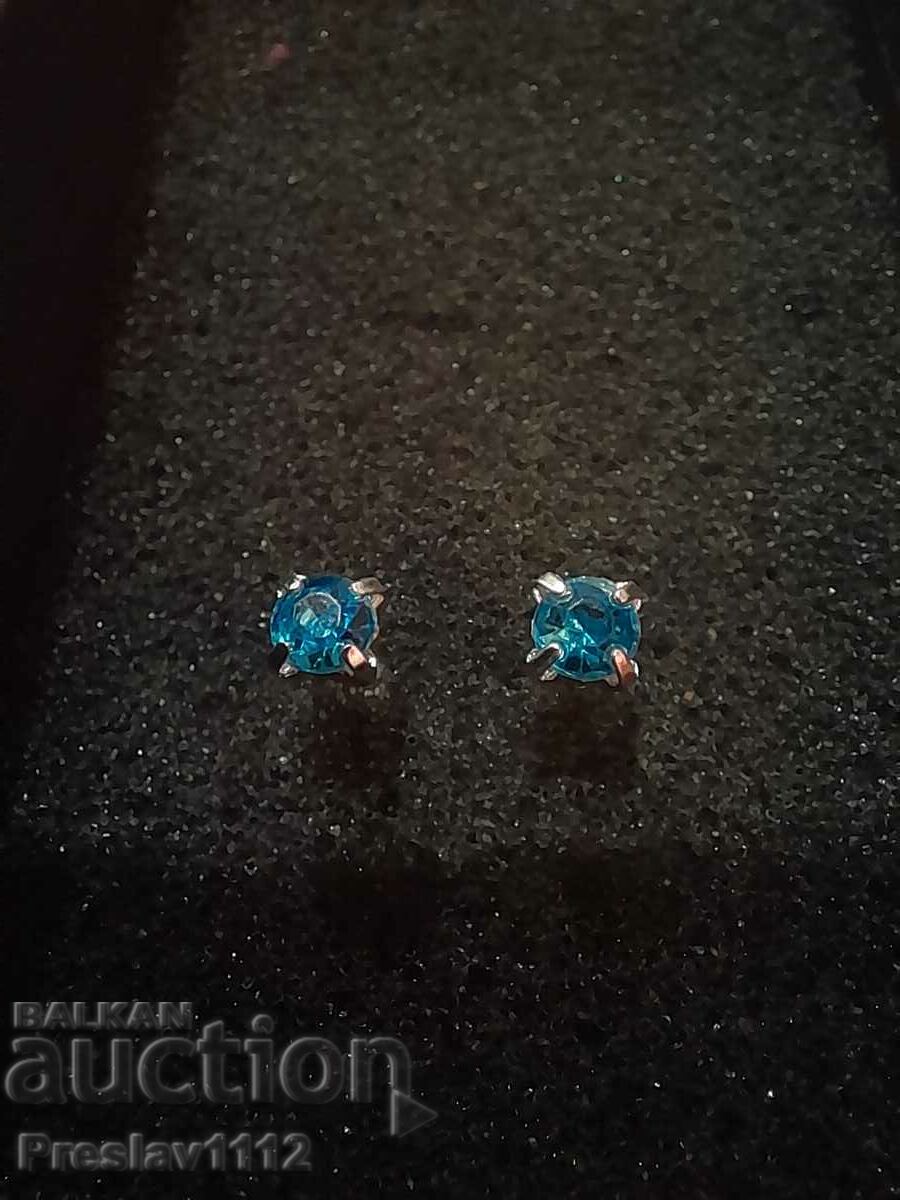 Topaz earrings 3.5mm