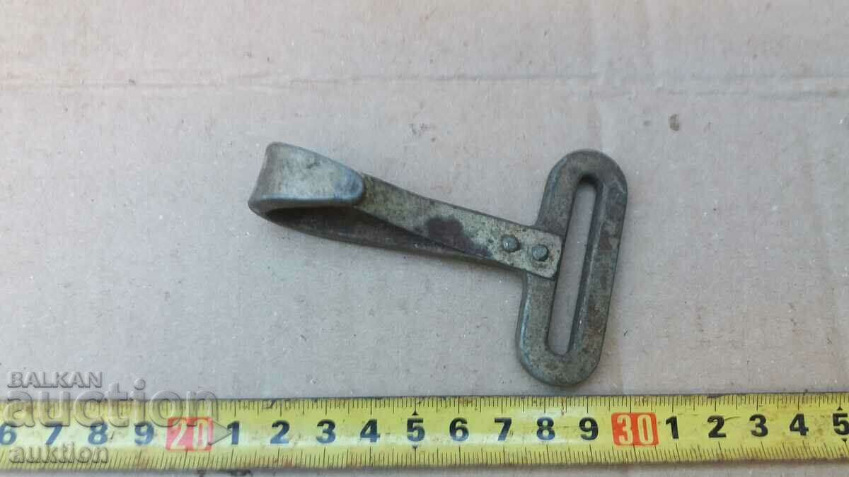 Delivery of AN OLD SWORD CARRIER, FINGER Delivery of AN OLD SWORD CARRIER, FINGER