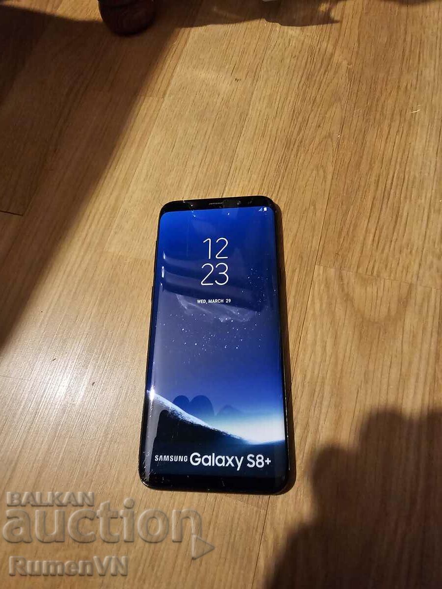 Mockup of SAMSUNG GALAXY s8+ - start from 1 st.