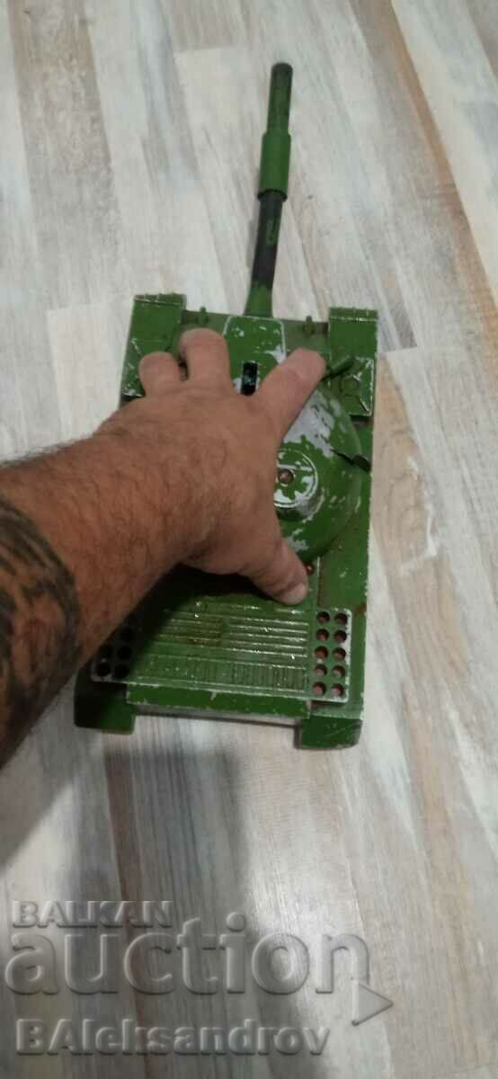 Old huge metal tank USSR with price 98.00 BGN | € 50.11 Old huge metal tank USSR with price 98.00 BGN | € 50.11