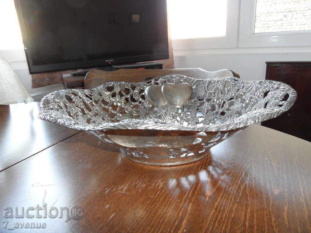 Licitație BOWL placat cu argint masiv aristocratic VINTAGE 04/06/2021 Licitație BOWL placat cu argint masiv aristocratic VINTAGE 04/06/2021