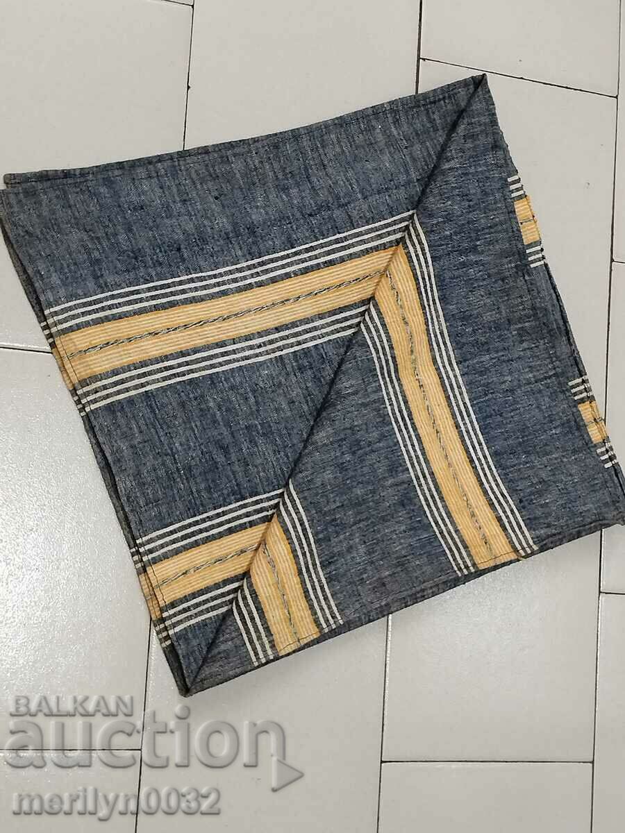 Delivery of Woven tablecloth UNUSED Delivery of Woven tablecloth UNUSED