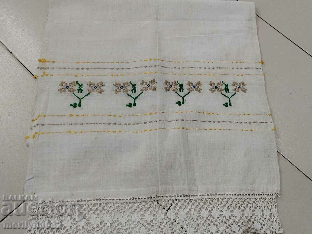 Стара ръчно тъкана кърпа кенар бродерия дантела - 7 Стара ръчно тъкана кърпа кенар бродерия дантела - 7