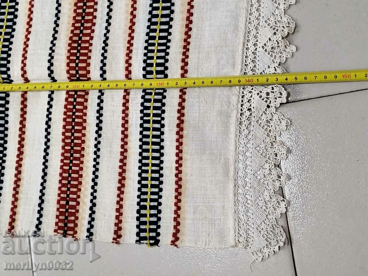 Delivery of Old hand woven cloth kennar embroidery lace Delivery of Old hand woven cloth kennar embroidery lace