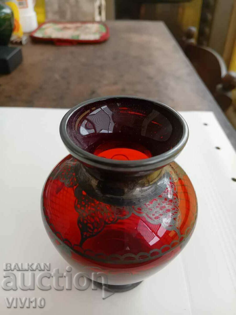 Delivery of Unique vase with silver Delivery of Unique vase with silver