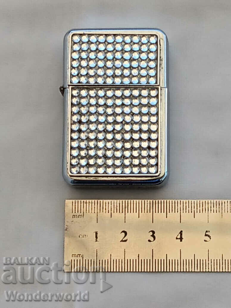 Zippo gasoline lighter - 5 Zippo gasoline lighter - 5