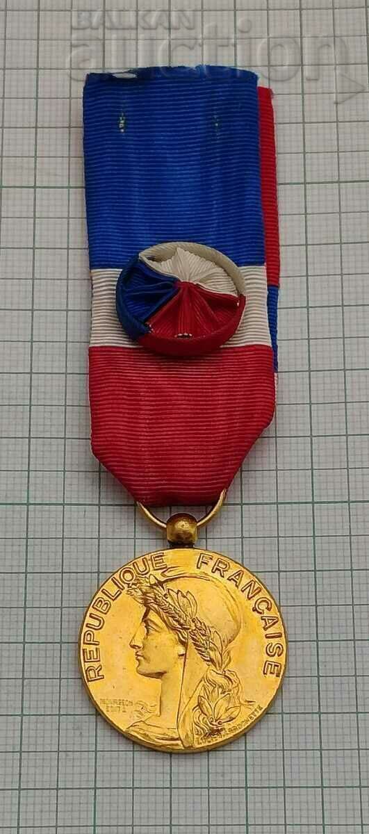 FRANCE SILVER MEDAL ROSETTE NAMED INDUSTRY /