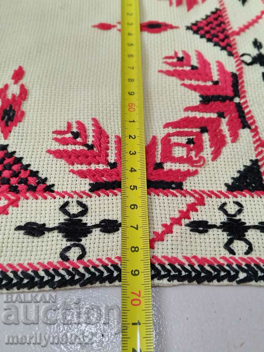 Delivery of Old embroidered check, tablecloth, milo, Bulgarian embroidery Delivery of Old embroidered check, tablecloth, milo, Bulgarian embroidery
