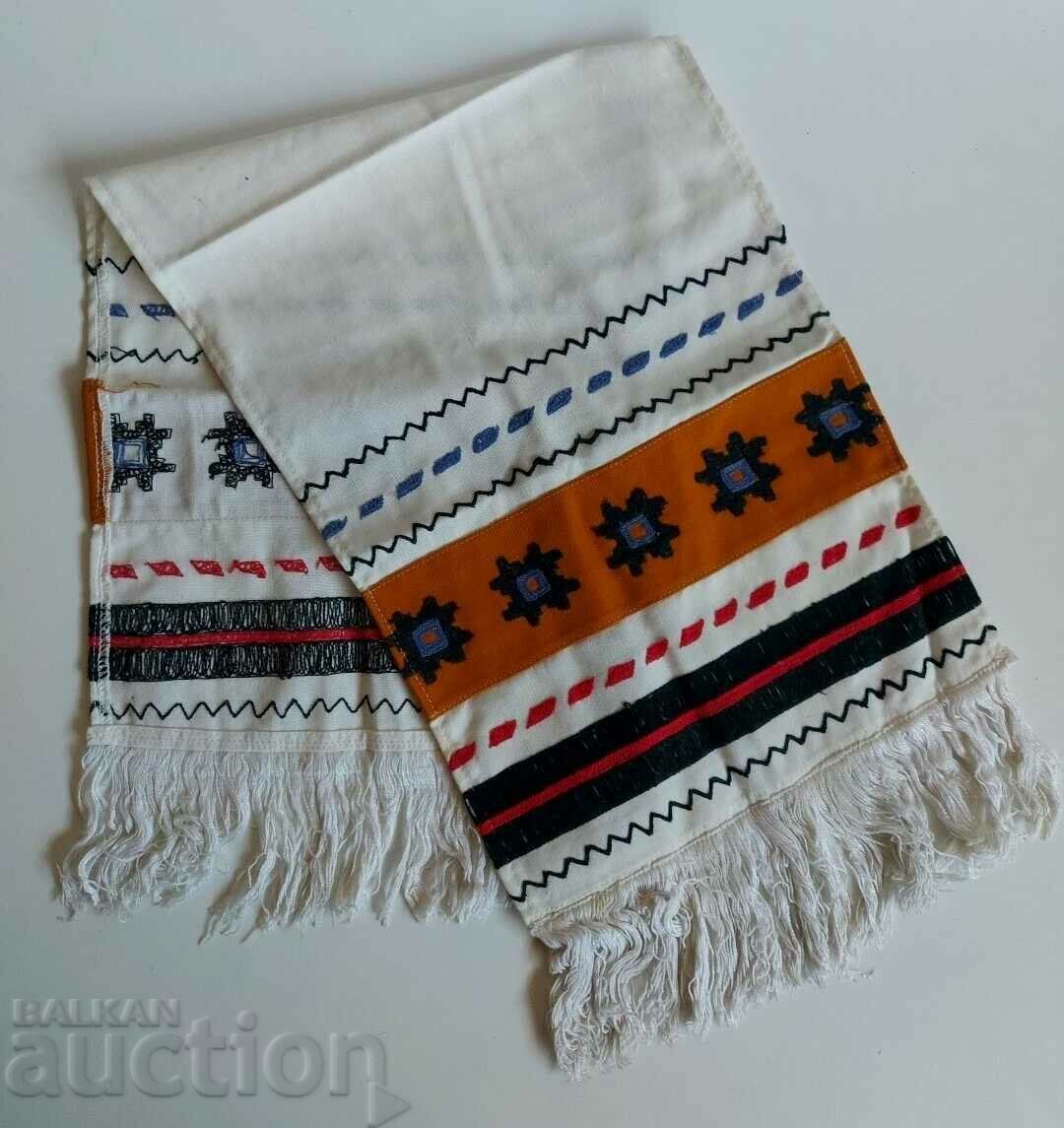 TOWEL WITH ETHNOGRAPHIC MOTIFS WEAR ETHNO ETHNICITY