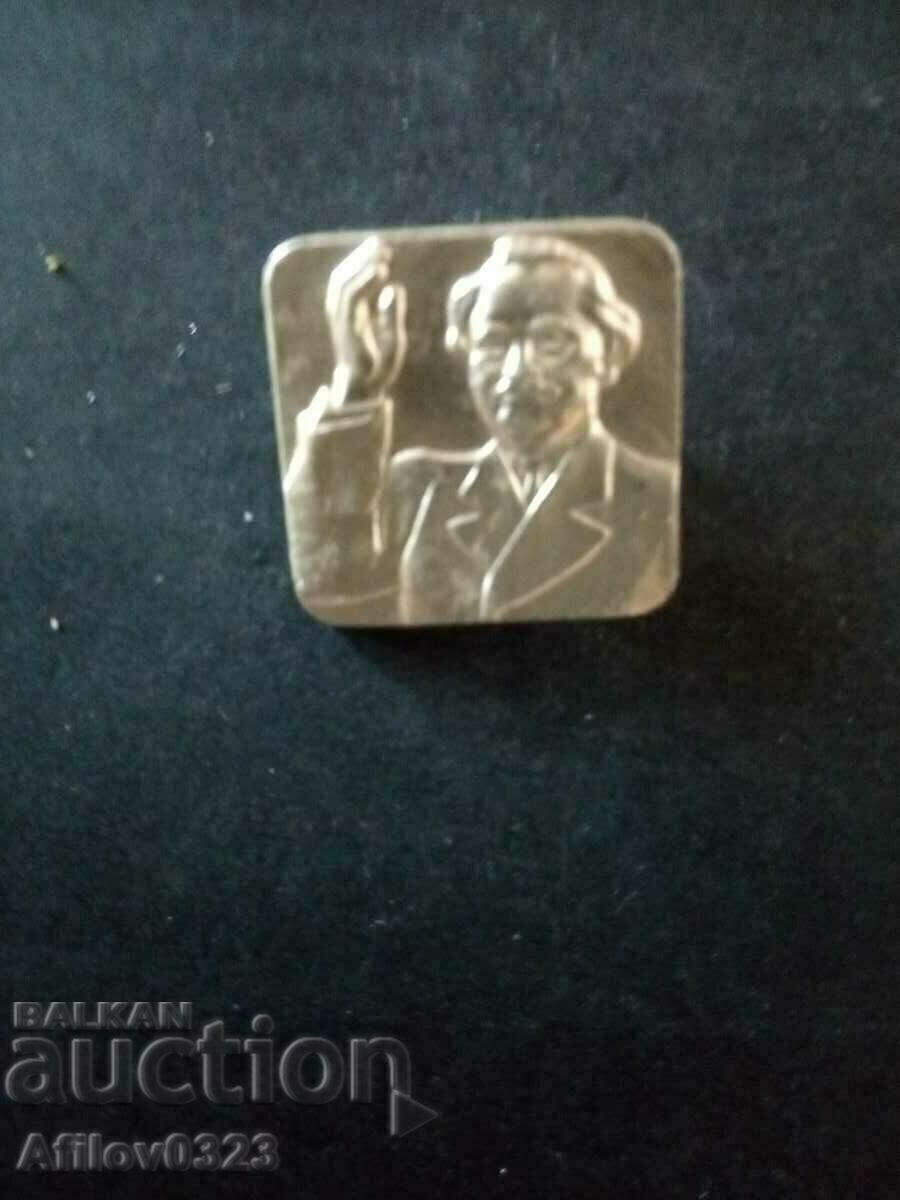 Badge with the image of Georgi Dimitrov, Bulgaria.