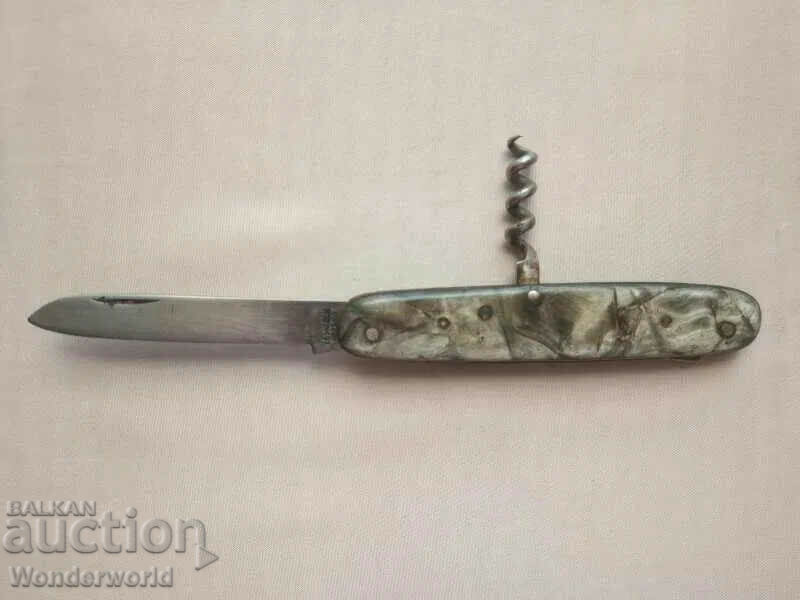 An old pocket knife