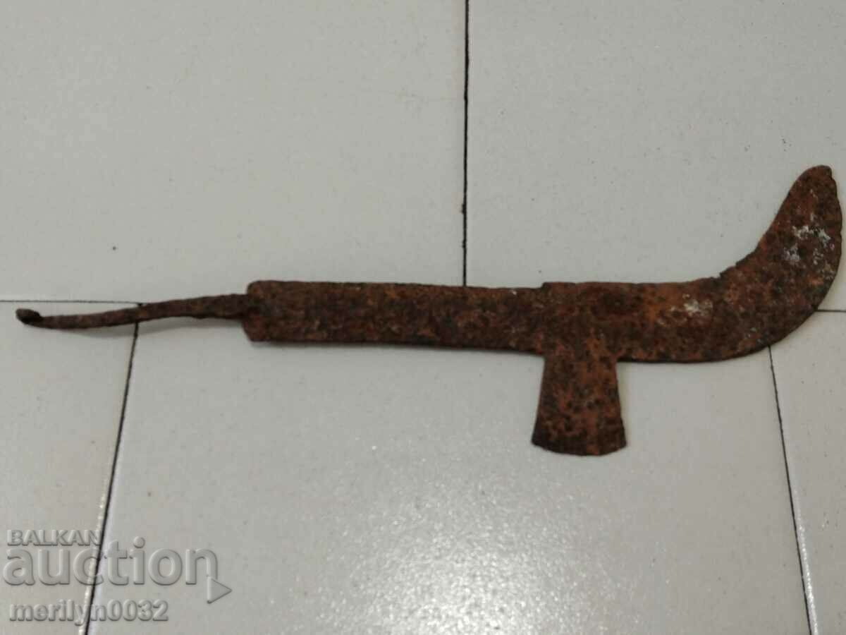 Delivery of Old wrought iron scythe blade Delivery of Old wrought iron scythe blade