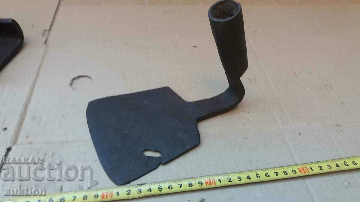 WROUGHT REVIVAL HOOK - 5 WROUGHT REVIVAL HOOK - 5