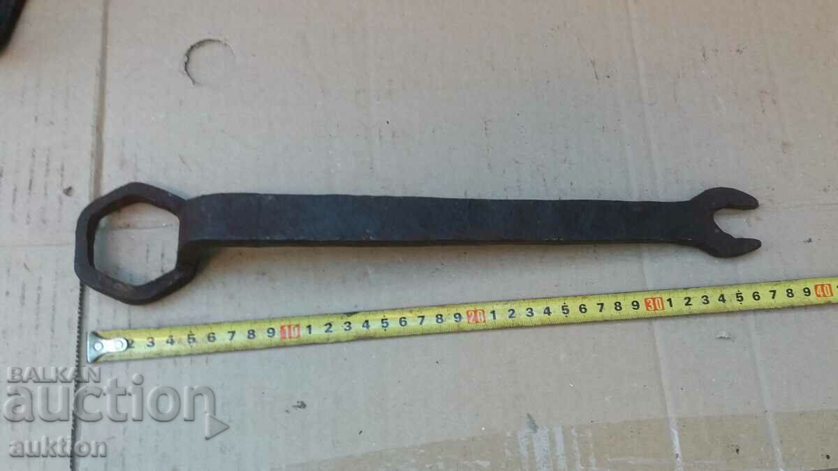 Auction FORGED REVIVAL WRENCH, TOOL Auction FORGED REVIVAL WRENCH, TOOL