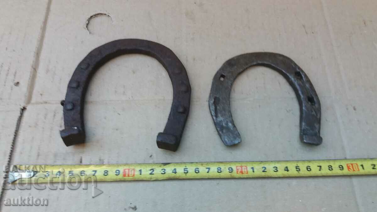 LOT OF TWO HORSESHOES with price 2.99 BGN | € 1.53 LOT OF TWO HORSESHOES with price 2.99 BGN | € 1.53