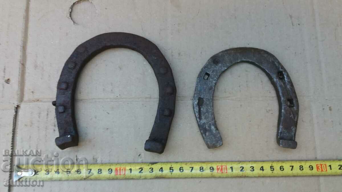Delivery of LOT OF TWO HORSESHOES Delivery of LOT OF TWO HORSESHOES