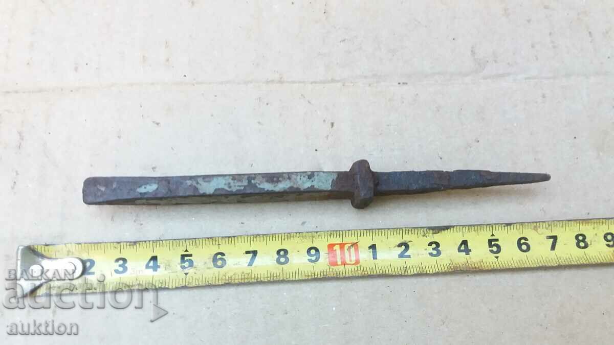 WOOD PEG CUTTER - 5 WOOD PEG CUTTER - 5