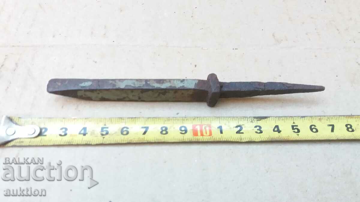 WOOD PEG CUTTER - 6 WOOD PEG CUTTER - 6