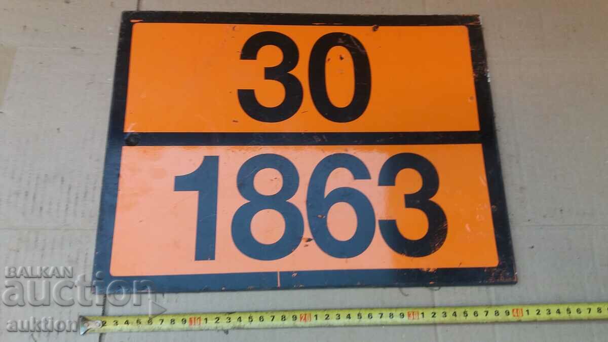 MASSIVE SIGN - DANGEROUS CARGO - 5 MASSIVE SIGN - DANGEROUS CARGO - 5