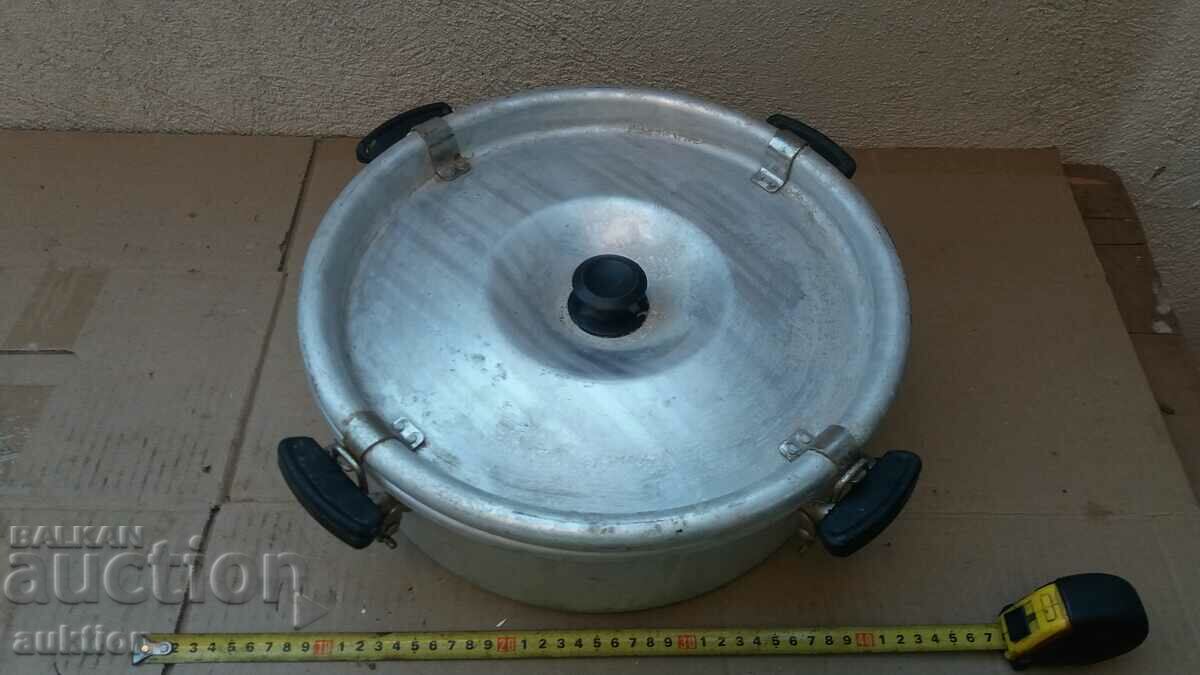 MASSIVE MILITARY FOOD POT - 6 MASSIVE MILITARY FOOD POT - 6