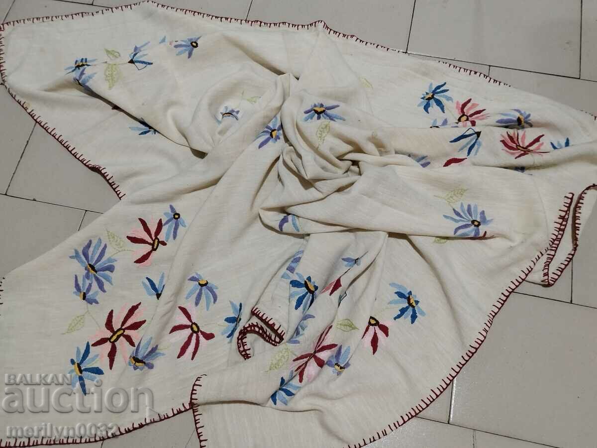 Old embroidered tablecloth milo Bulgarian embroidery carpet - 7 Old embroidered tablecloth milo Bulgarian embroidery carpet - 7