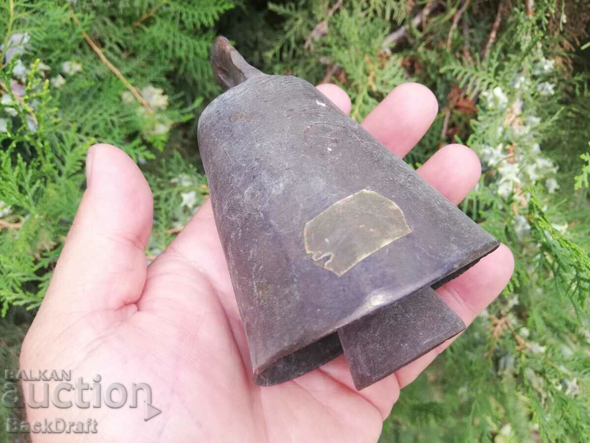 Delivery of OLD BRONZE TANK BELL, CYLINDER, PUSH, BELL