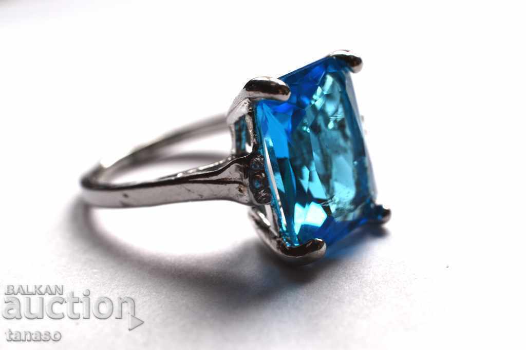 Ring with large aquamarine, white rhodium plating #60 - 6 Ring with large aquamarine, white rhodium plating #60 - 6