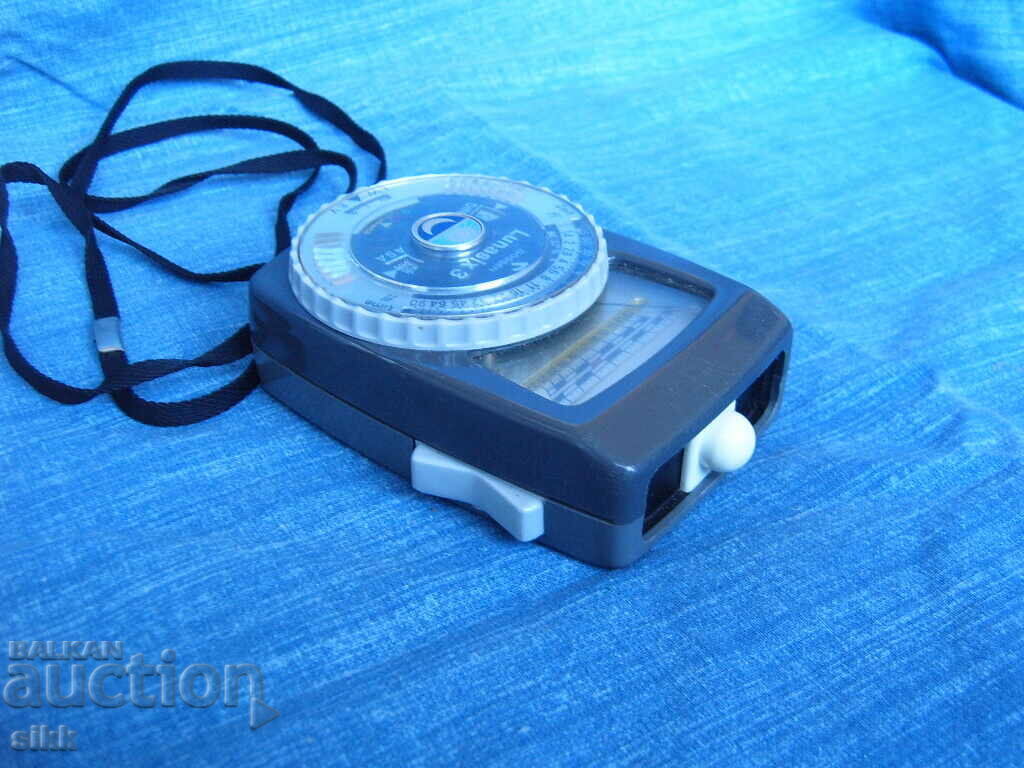 Lunasix 3 light meter with price 90.00 BGN | € 46.02 Lunasix 3 light meter with price 90.00 BGN | € 46.02
