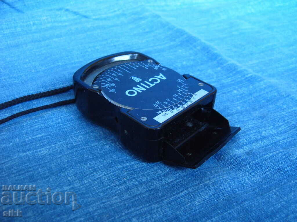 Light meter Actino with price 20.00 BGN | € 10.23