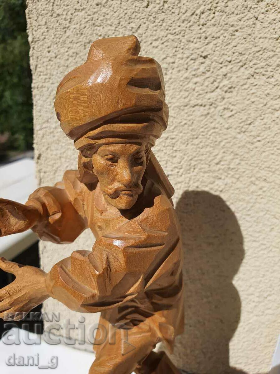 Delivery of Wood carving handmade Delivery of Wood carving handmade