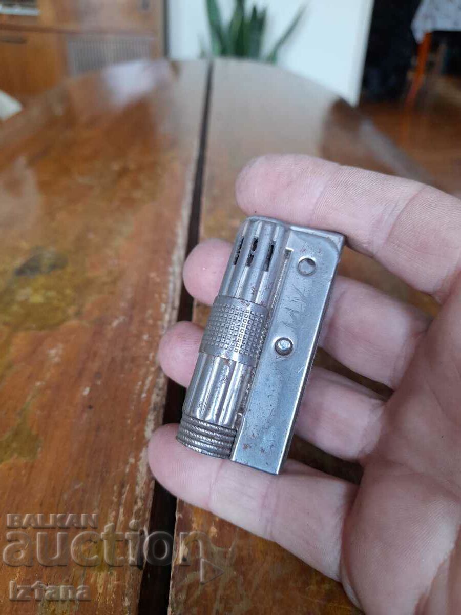 Old Imco Triplex lighter with price 32.00 BGN | € 16.36 Old Imco Triplex lighter with price 32.00 BGN | € 16.36