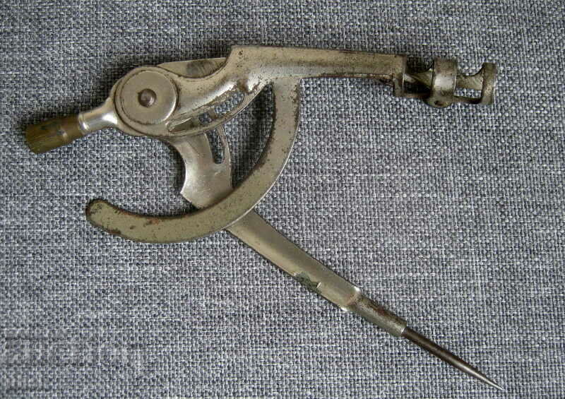 Antique School Student Ruler USA with price 20.00 BGN | € 10.23