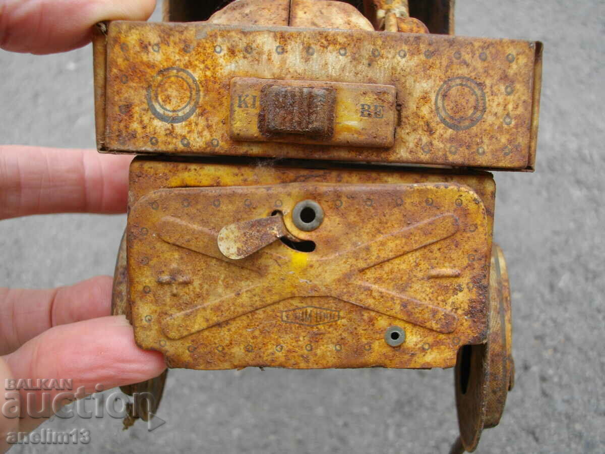 Delivery of OLD TIN TOY TRAIN LOCOMOTIVE TIN TOY F FLIM LEMEZ Delivery of OLD TIN TOY TRAIN LOCOMOTIVE TIN TOY F FLIM LEMEZ