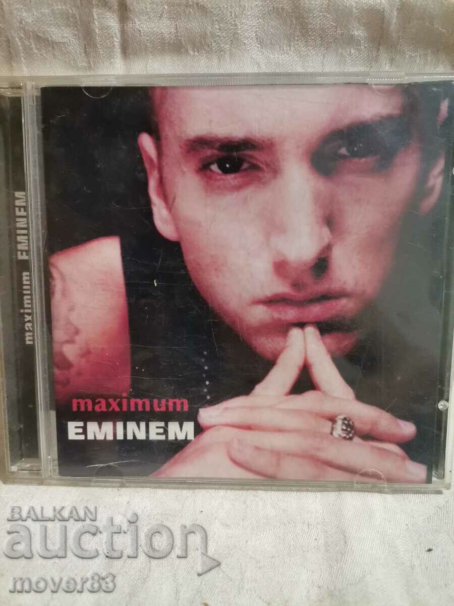 CD cu muzică pe disc. "Eminem"