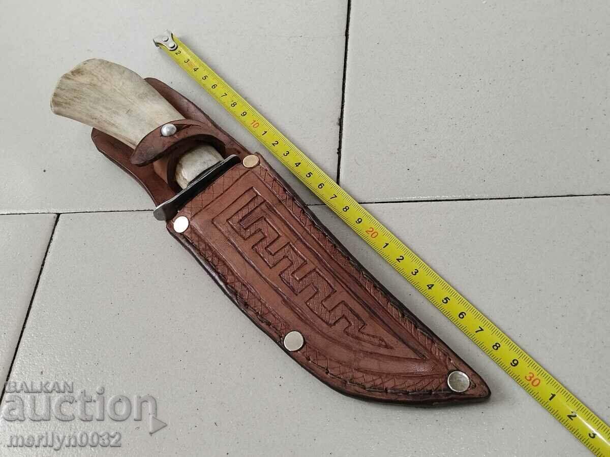 Delivery of Hunting knife with a deer antler handle