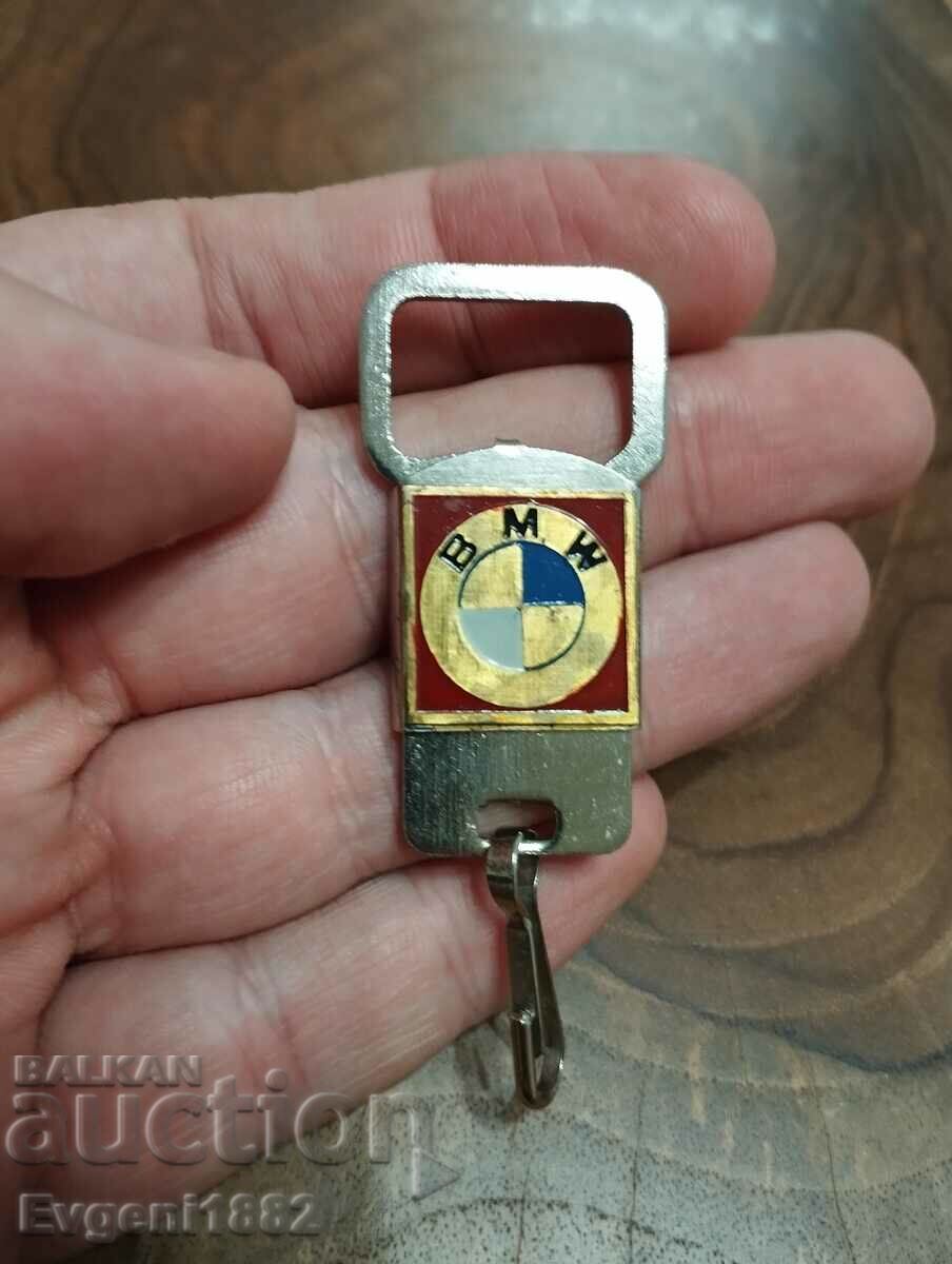BMW BMW Old Keychain from the 80s Car with price 10.00 BGN | € 5.11 BMW BMW Old Keychain from the 80s Car with price 10.00 BGN | € 5.11