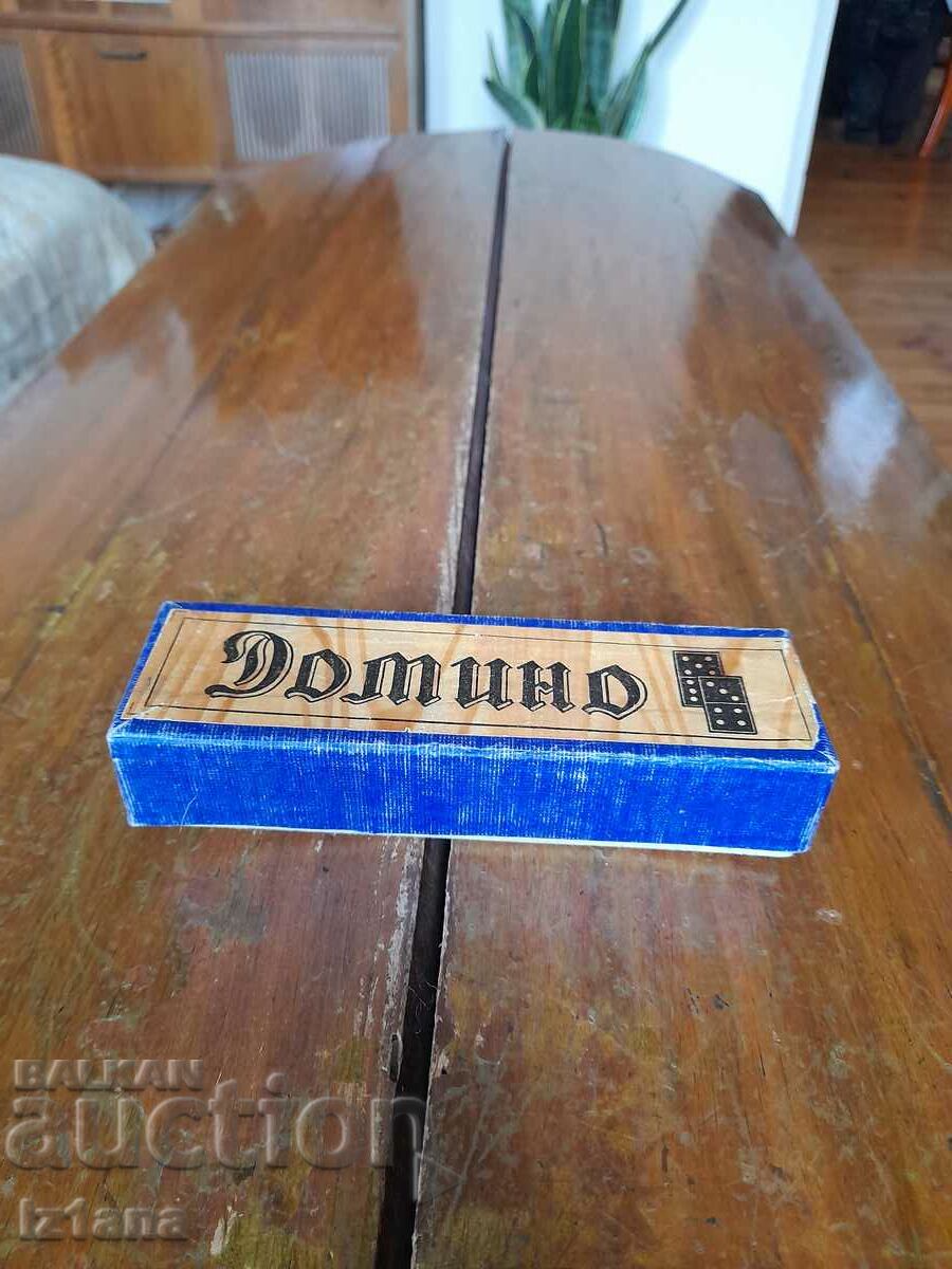 Un domino vechi