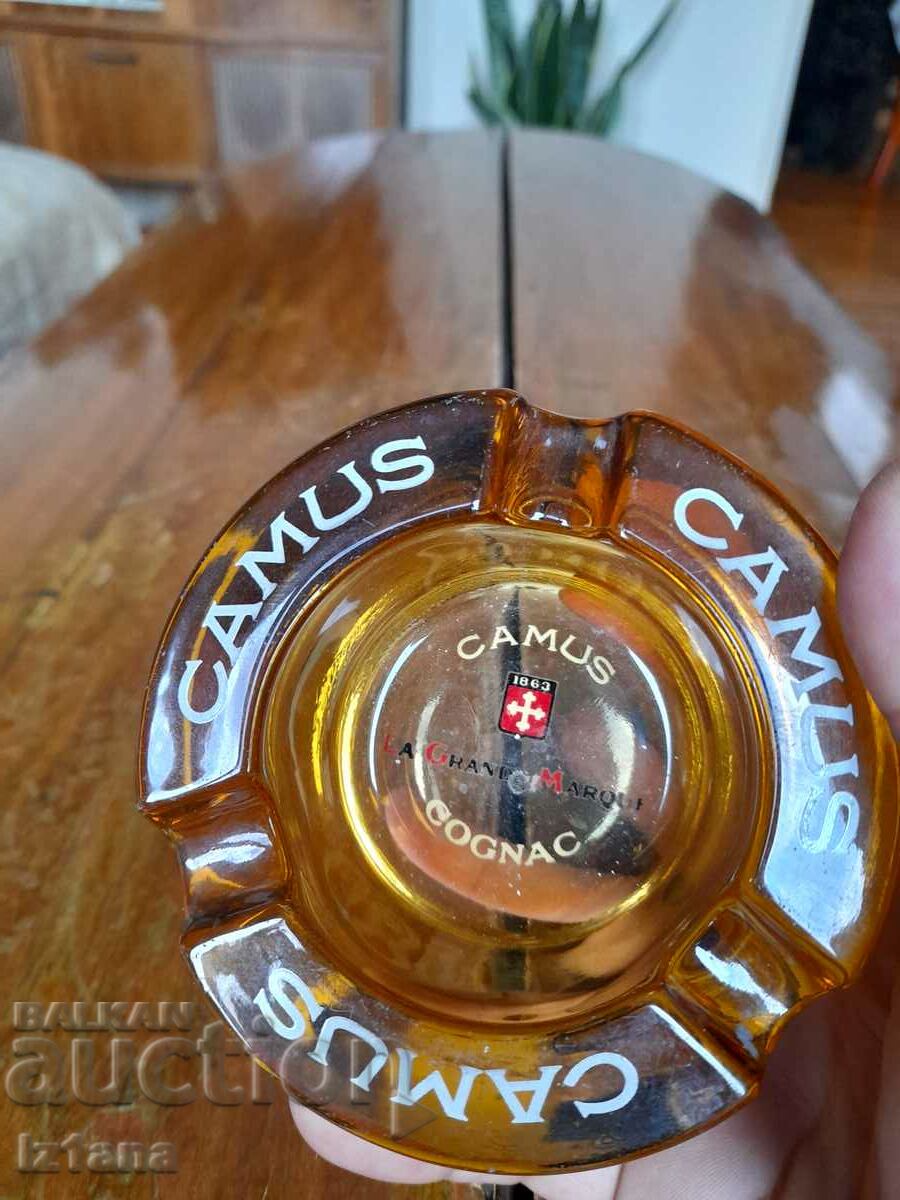Delivery of Old Camus ashtray Delivery of Old Camus ashtray
