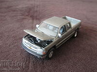 1/64 Revell Chevrolet Silverado