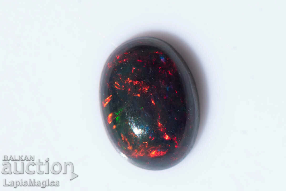 Opal etiopian 0,47 ct Cabochon oval #5