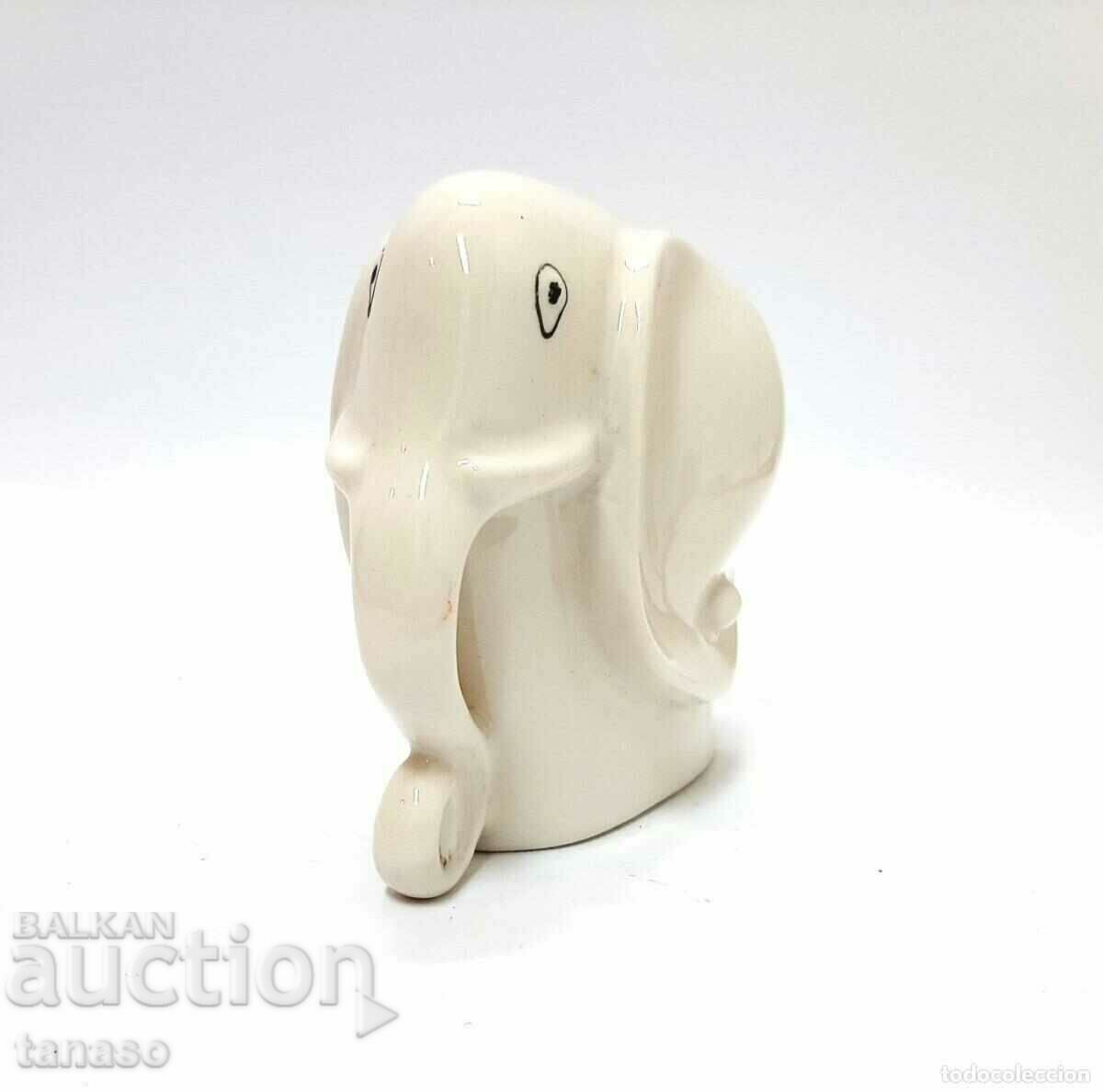 Auction Porcelain figurine of a baby elephant (12.2) Auction Porcelain figurine of a baby elephant (12.2)