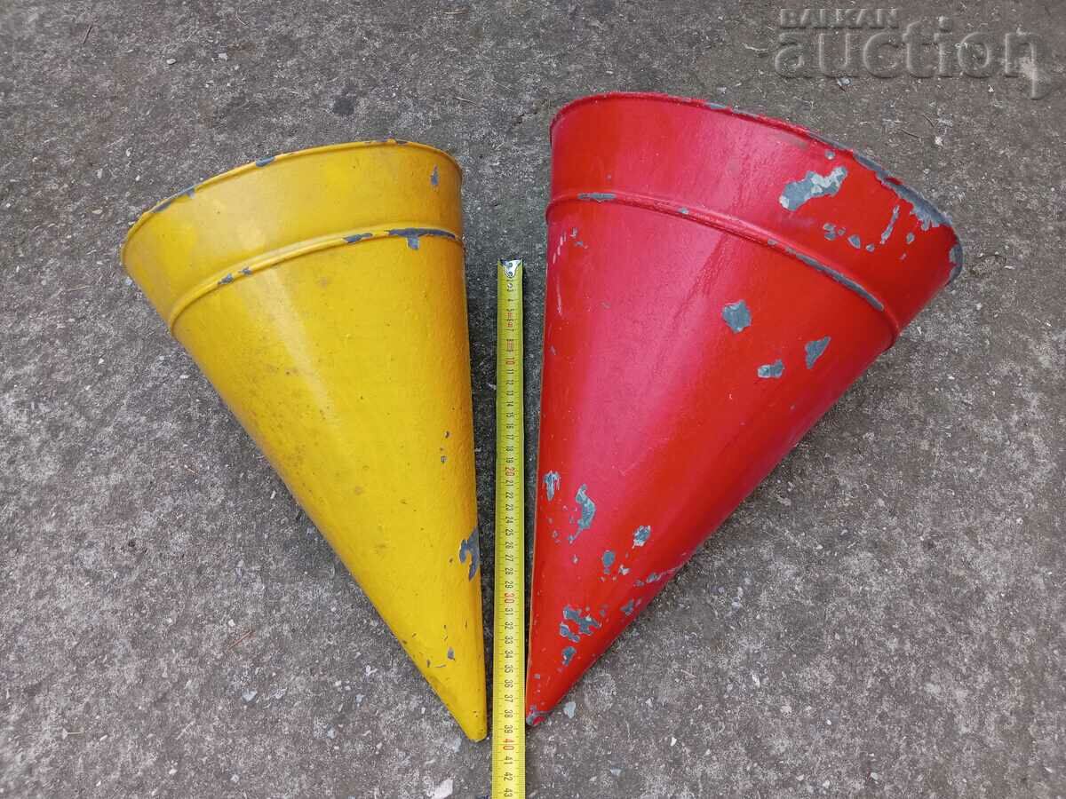 Old metal bin, a pair of 2 pieces, from a park early in the 1960s, NRB with price 91.00 BGN | € 46.53 Old metal bin, a pair of 2 pieces, from a park early in the 1960s, NRB with price 91.00 BGN | € 46.53