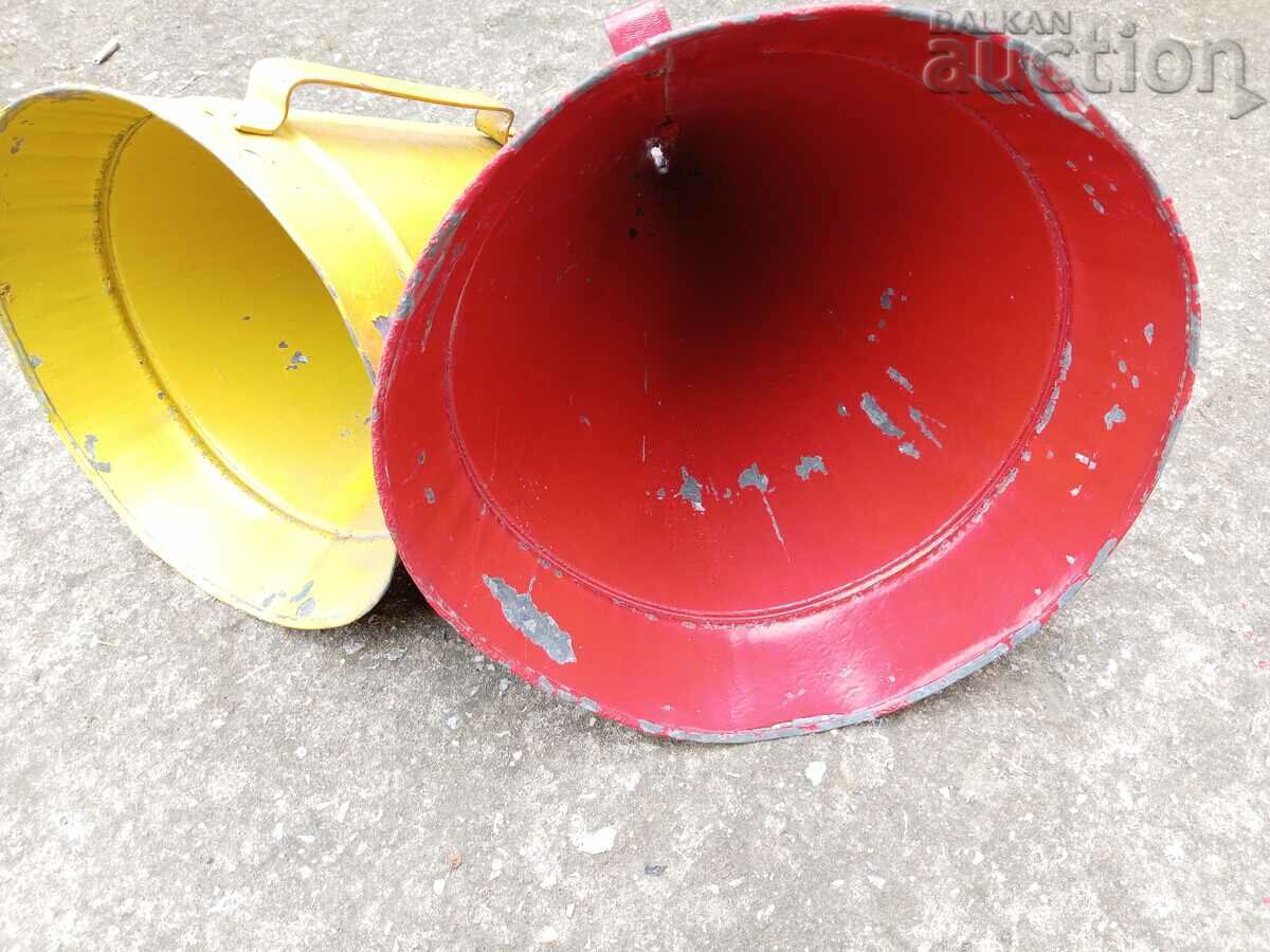 Delivery of Old metal bin, a pair of 2 pieces, from a park early in the 1960s, NRB Delivery of Old metal bin, a pair of 2 pieces, from a park early in the 1960s, NRB